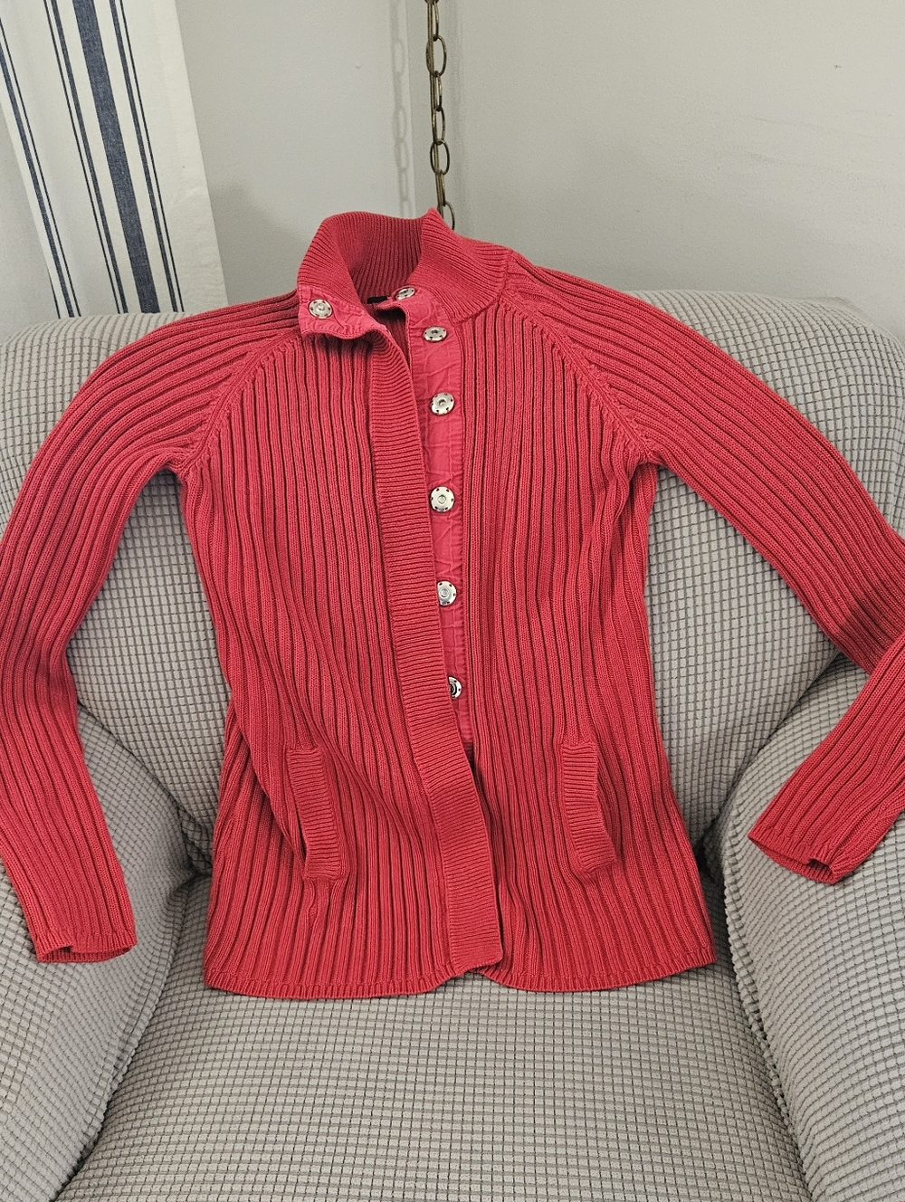 Moda International Red Ribbed Snap-Front Cardigan - Picture 2 of 7